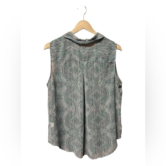 🟣Liz Claiborne Sleeveless Button-Down Blouse – XL - Picture 2 of 4